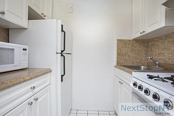 Sold by NextStopNY | media 3