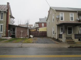 23 S Walnut St, Lewistown, PA 17044