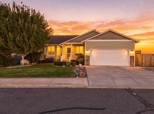 4515 Tusayan Dr, Pasco, WA 99301