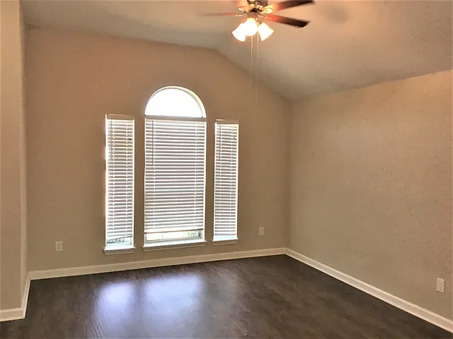 6201 Winter Park Ln — Photo 6