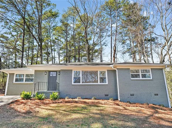 2555 Graywall St, East Pt, GA 30344