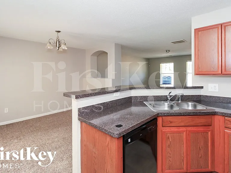 3585 Parc Cir SW — Photo 9