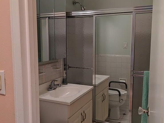 5th image of 2652 Cropsey Ave APT 12B