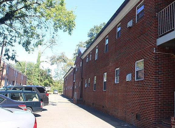 4th image of 4050 Forest Hill Ave Unit 22