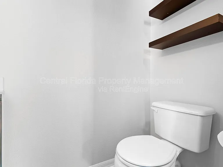 4657 Willamette Cir — Photo 15