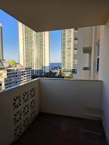 1833 S Ocean Dr APT 1505, Hallandale, FL, 33009