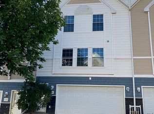 1138 SE Village View Ln, Ankeny, IA 50021