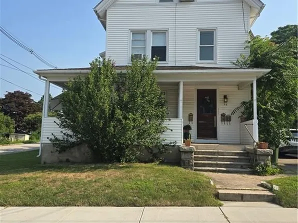 58 School St #1, Westerly, RI 02891