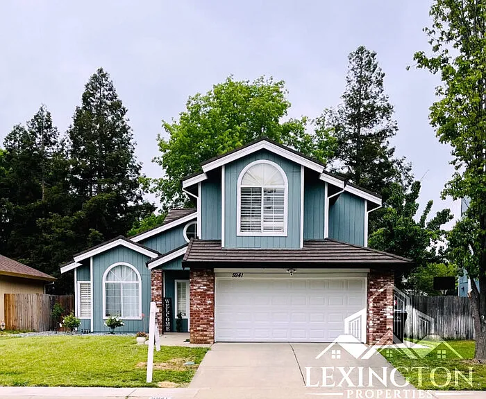 5941 Laguna Park Dr — Photo 1