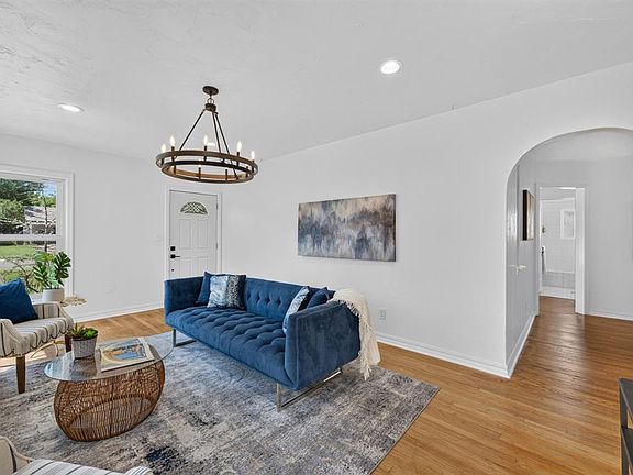 4th image of 2533 NW 31st St
