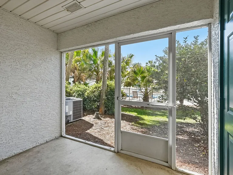 4270 Calinda Ln #316 — Photo 31