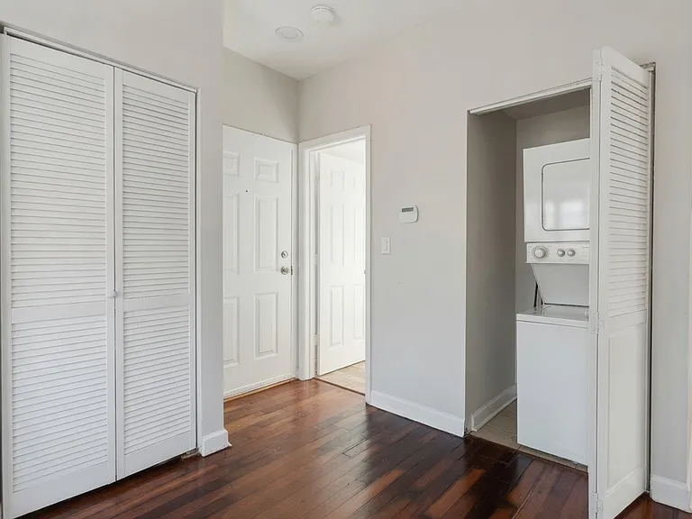 2048 W Touhy Ave #1 — Photo 7