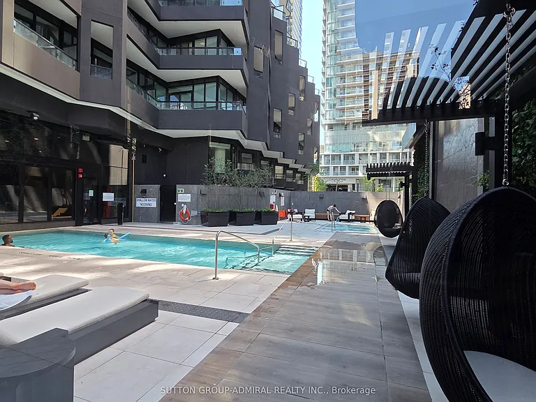 110 Broadway Ave #1413 — Photo 23
