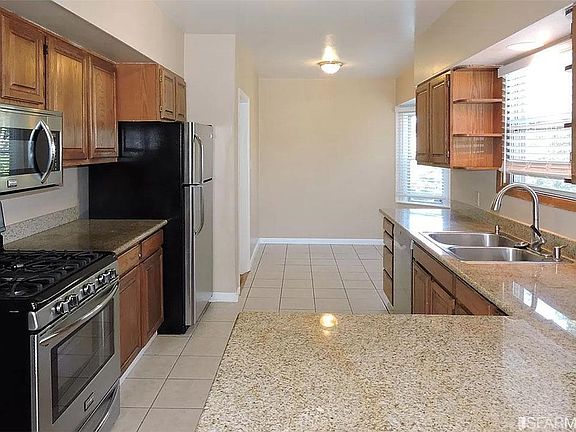 4th image of 155 Borica St
