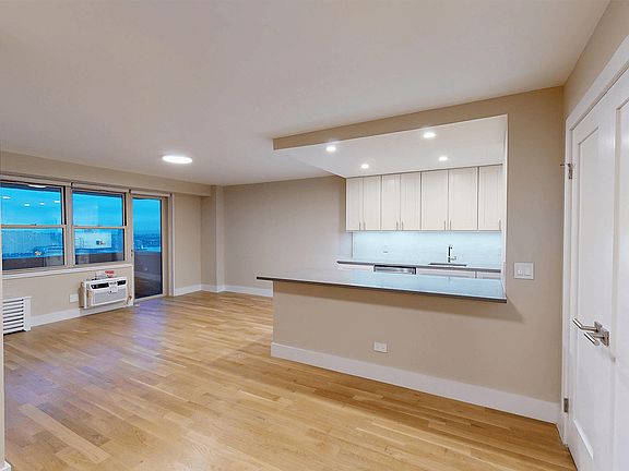 4th image of 40 Harrison St #4037L