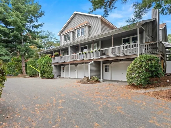 64 Whalers Ln Unit 64, Salem, MA 01970