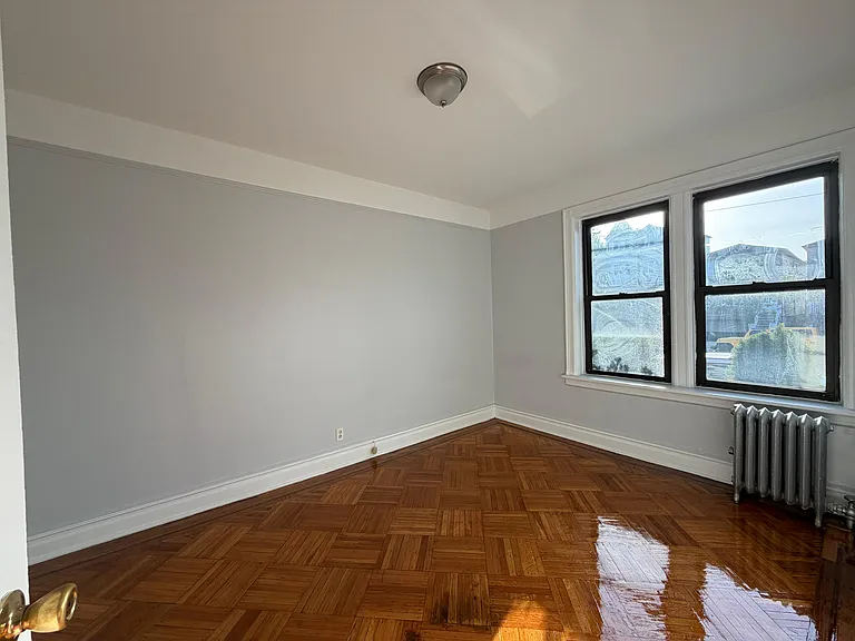 930 Avenue C #11E — Photo 4
