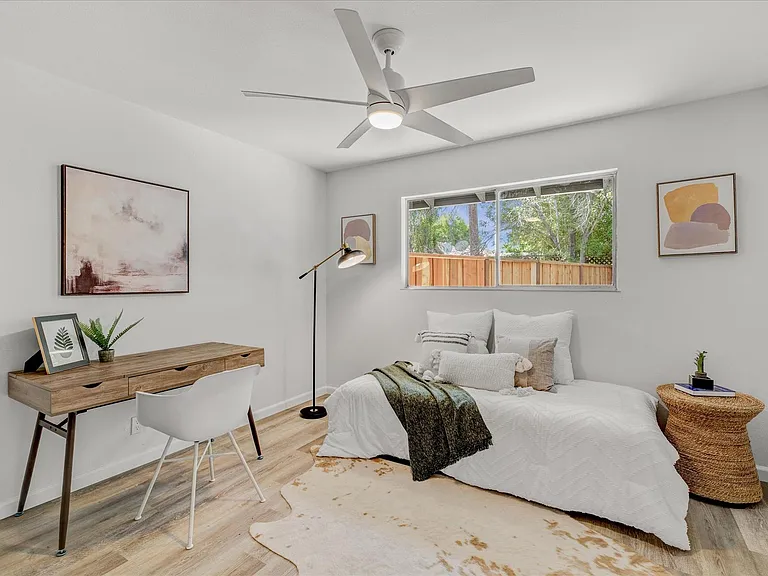 1204 Manchester Dr — Photo 20
