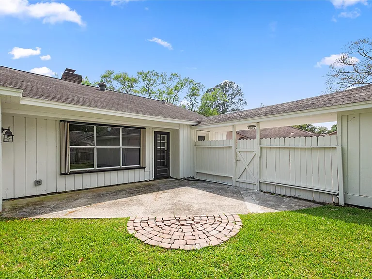 4023 Bayou Grove Dr — Photo 27