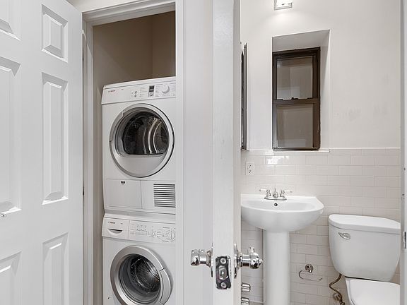 5th image of 316 W 14th St APT 21