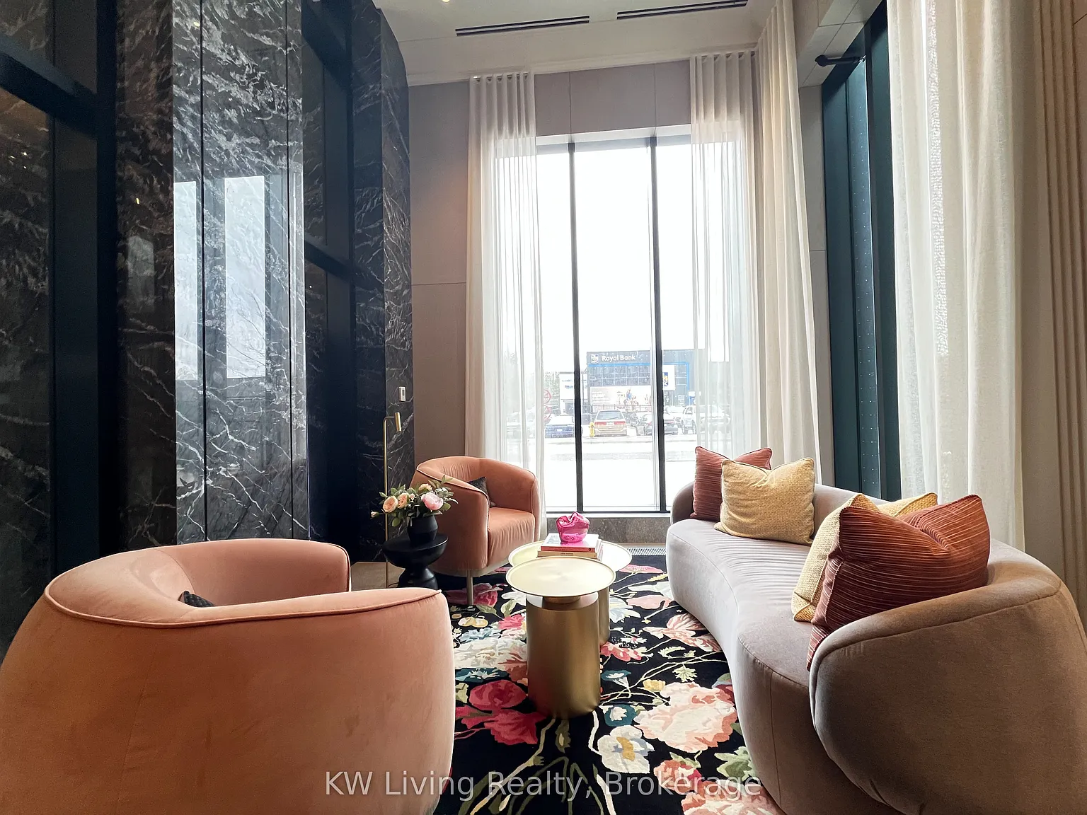 259 The Kingsway — Photo 4