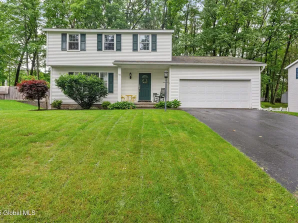 52 Wagon Wheel Trail, Saratoga Springs, NY 12866