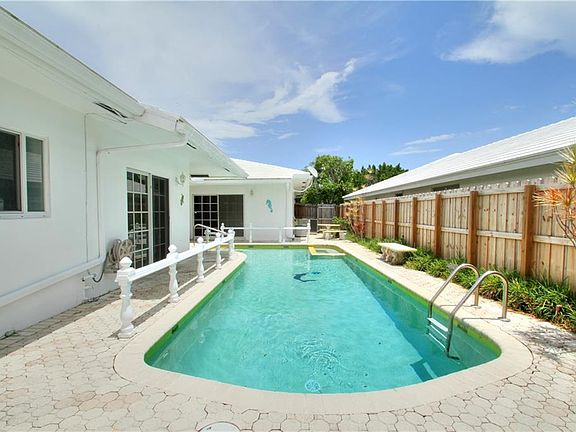 5th image of 2626-2628 NE 49th St