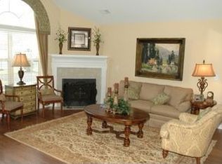 1 Saddle Ridge Cir, Danville, KY 40422