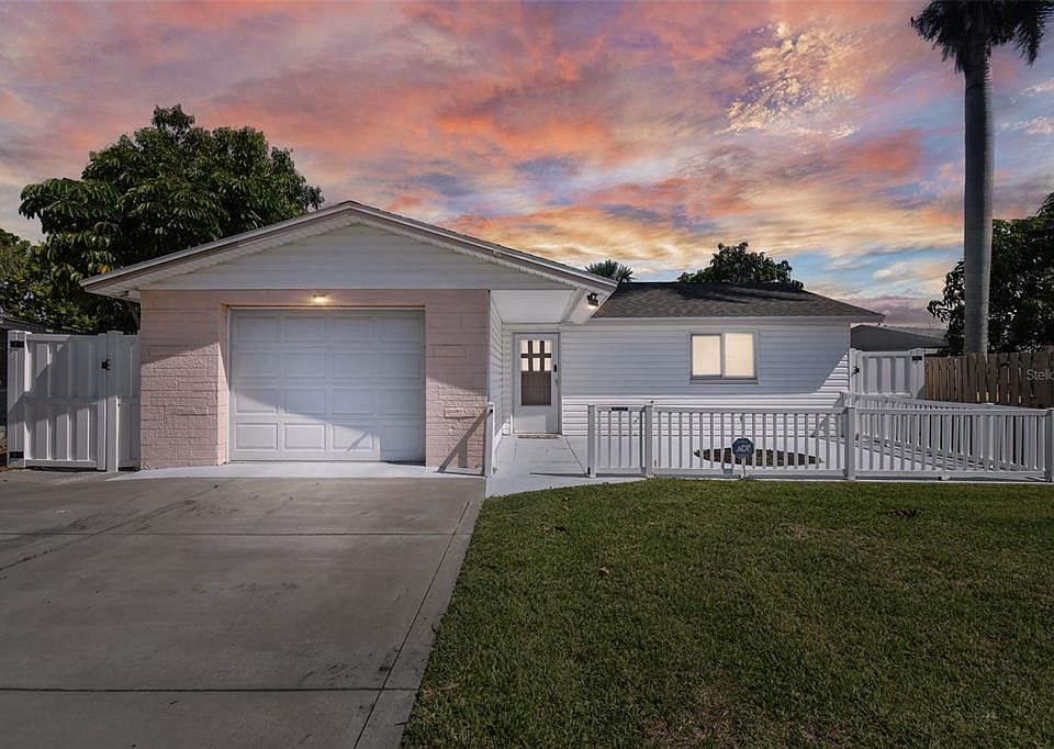 240 176th Ave E, Redington Shores, FL 33708 MLS T3451957 Zillow