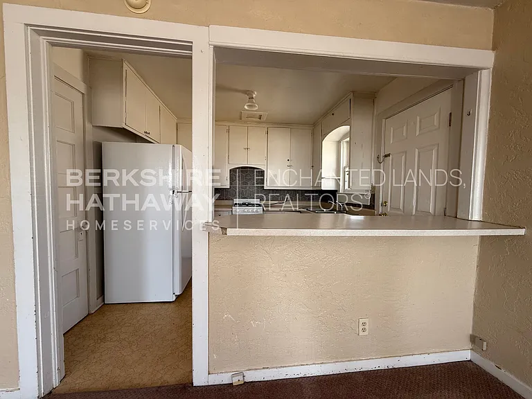 812 Badger St #600 — Photo 5