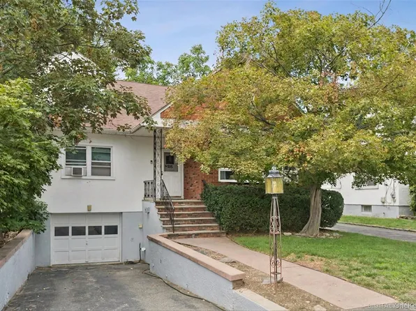 926 Lester Avenue, Mamaroneck, NY 10543