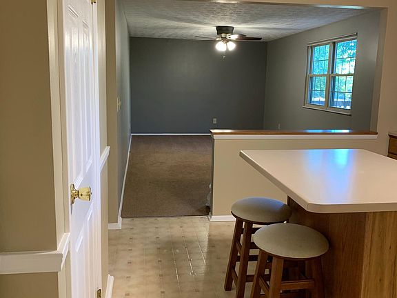 2nd image of 5117 Carter Ct