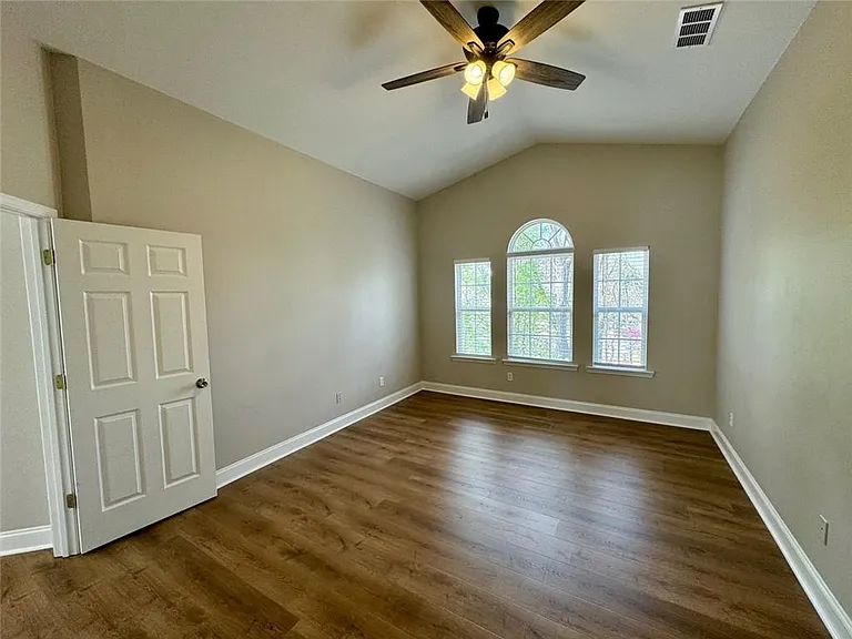 2662 Pierce Brennen Ct — Photo 22