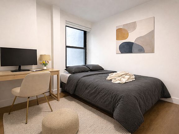 3rd image of 102 Norfolk St APT 12