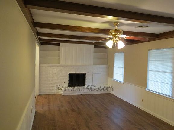 5th image of 2312 Huntleigh Dr