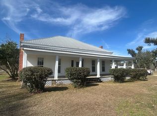 4717 State Line Rd, Cottonwood, AL 36320