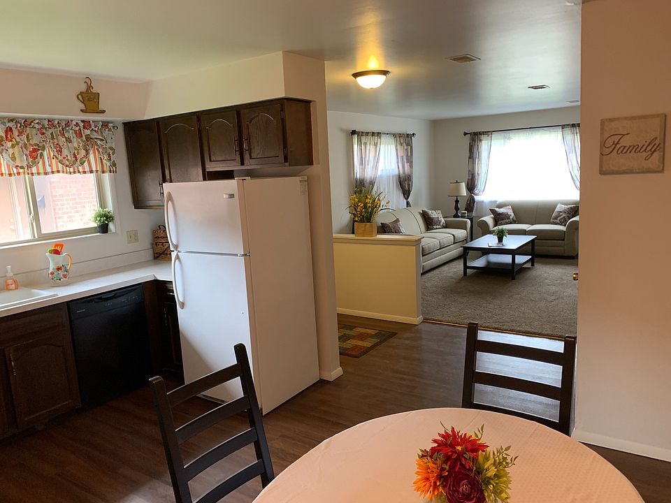 1005A Parkwood Dr, Joliet, IL 60432 Zillow