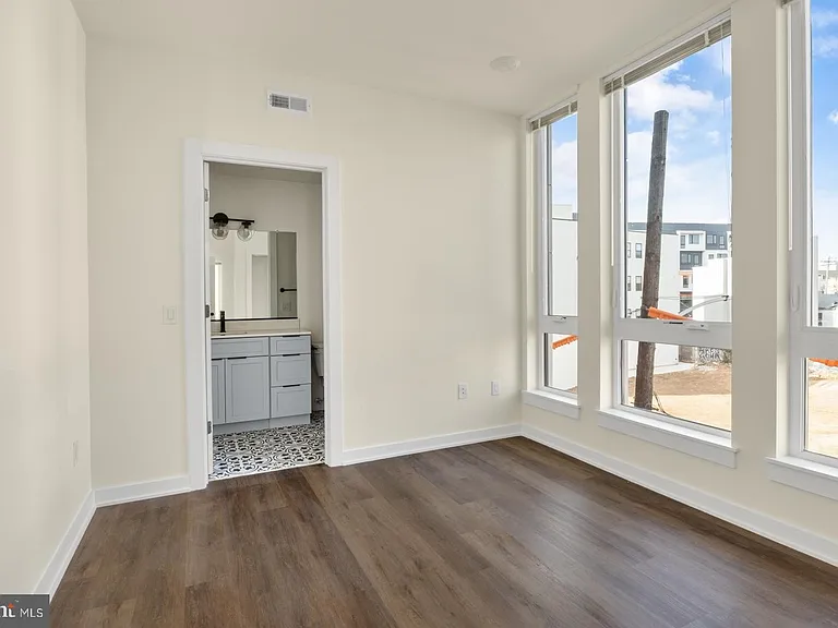 2401 Frankford Ave #2C — Photo 11