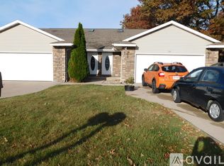 3381 Bridlewood Dr #3381, Plover, WI 54467
