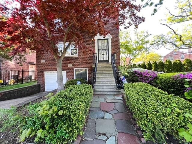 1st image of 2253 Esplanade Avenue
