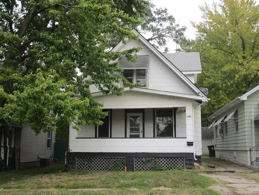 913 W McClure Ave. - 1 — Photo 1