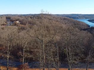 613 Prestige Rdg, La Follette, TN 37766