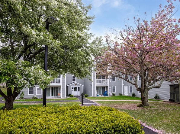 7-7A Marc Dr #10, Plymouth, MA 02360