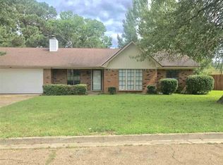 213 Casa Urbano Dr, Clinton, MS 39056