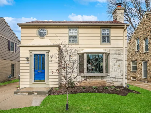 5845 North Shoreland AVENUE, Whitefish Bay, WI 53217