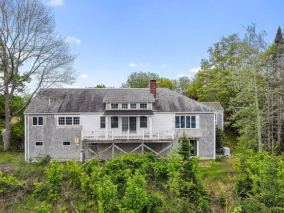 4th image of 36 Wiegand Place