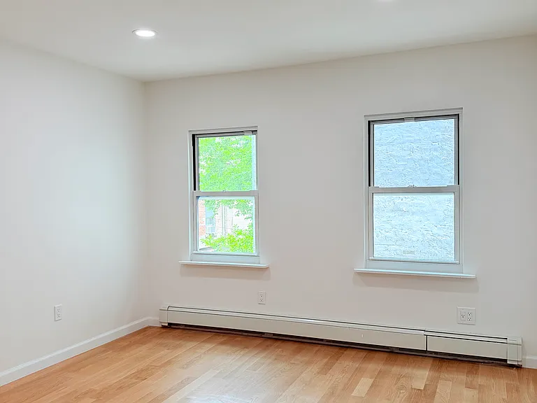 183 Greenpoint Ave #2 — Photo 9