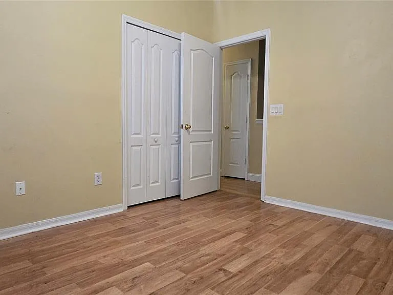 2921 Pine Oak Trl — Photo 22