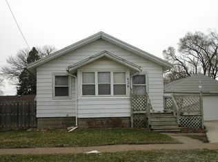 628 Kern St, Waterloo, IA 50703