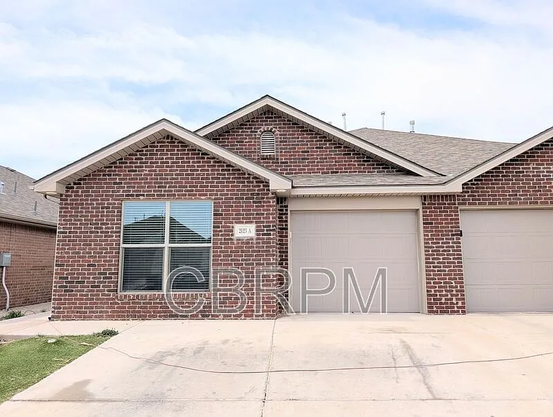Building Photo - 2123 N Jayton Ave #A